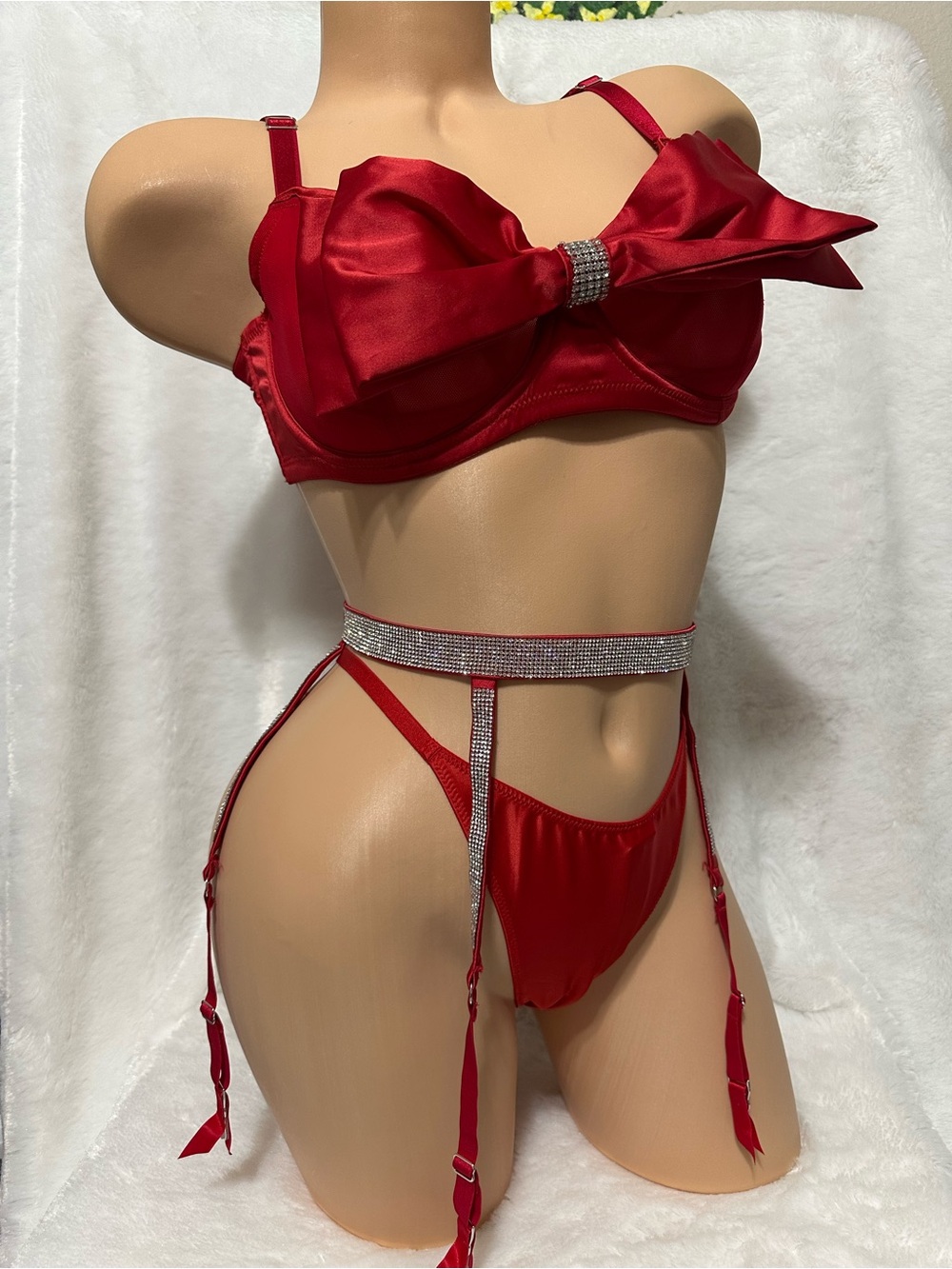32D,dd,34B,C XS/S S VICTORIA SECRET BRA GARTER BELT PANTY SET